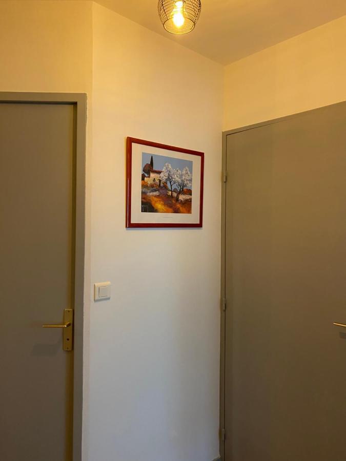 Parking Prive Gratuit, Balcon, 2 Chambres Clermont-Ferrand Bagian luar foto